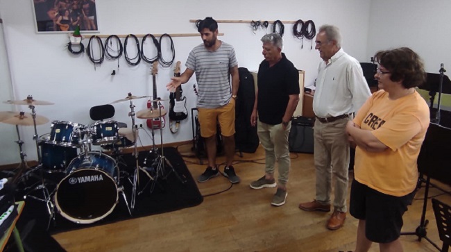 El área de Cultura dota de nuevos instrumentos a la academia municipal “Maestro Fermín Franco Utrera” para seguir creciendo