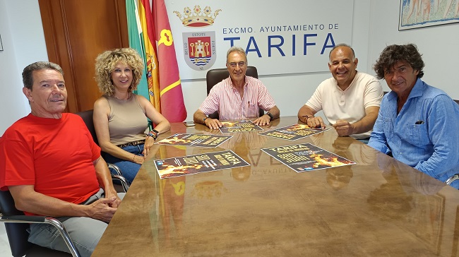 La noche de San Juan vuelve a tener cita propia en la Playa Chica con la tradicional hoguera