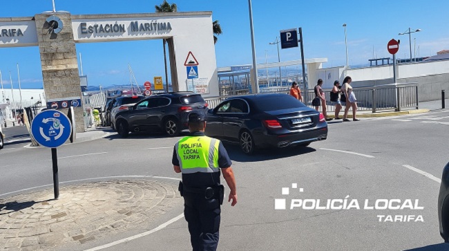 Detenido un menor por agredir a su madre y hermana