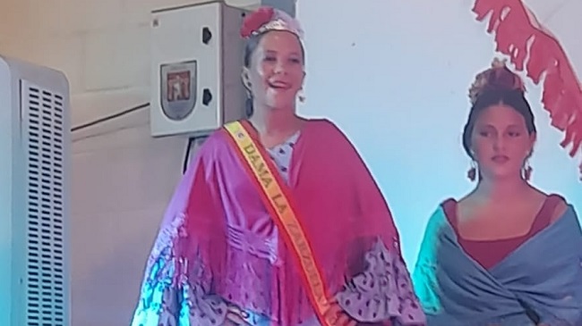 La Zarzuela, pedanía tarifeña, comenzó ayer a vivir sus fiestas de Santa Ana. Es una celebración popular, arraigada en esta población, y organizada por sus vecinos