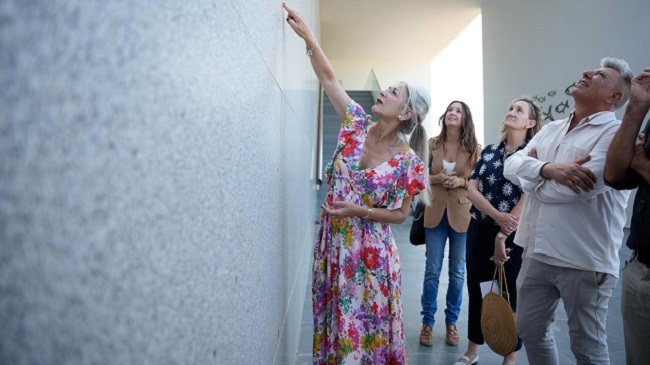 La consejera de Cultura, anuncia en Tarifa la culminación de las obras de rehabilitación del centro de interpretación de Baelo Claudia.