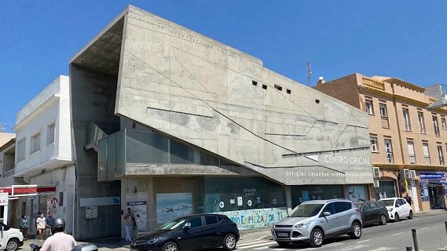 Atención usuarios del Juzgado de Paz y los Servicios Sociales, situados hasta ahora en la "Antigua Casa del Mar".