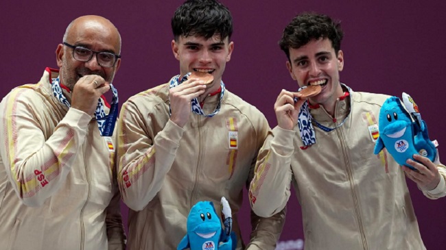 El Ayuntamiento de Tarifa felicita a Juan Pérez por la medalla de bronce lograda en los recientes Juegos Mediterráneos de Taranto 2026