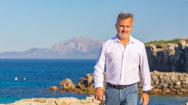 Jorge Benítez abandona y no será candidato de 100x100 Tarifa
