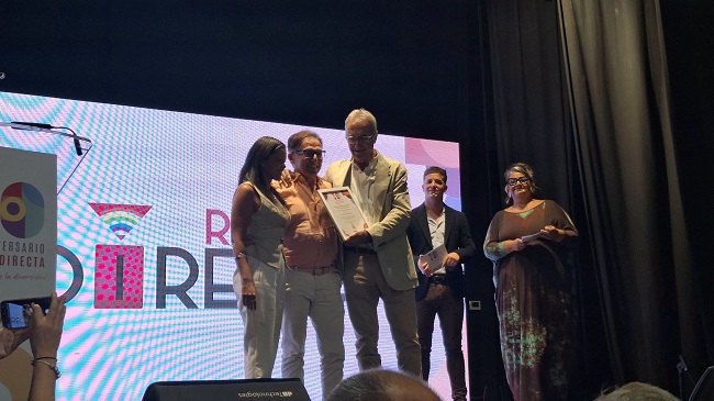 Tarifa, entre los municipios reconocidos ayer en el décimo aniversario de la asociación Roja Directa Andalucía LGTBI